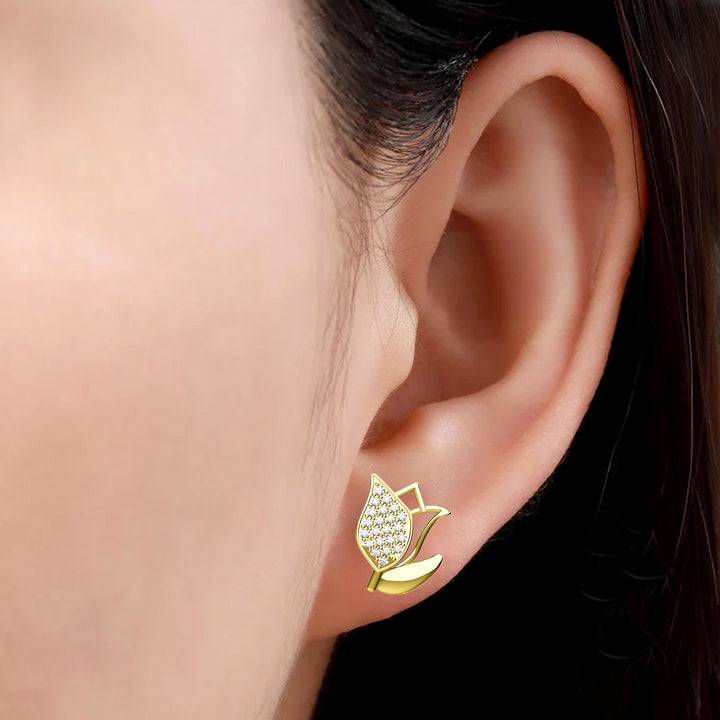 Dainty floral stud earrings