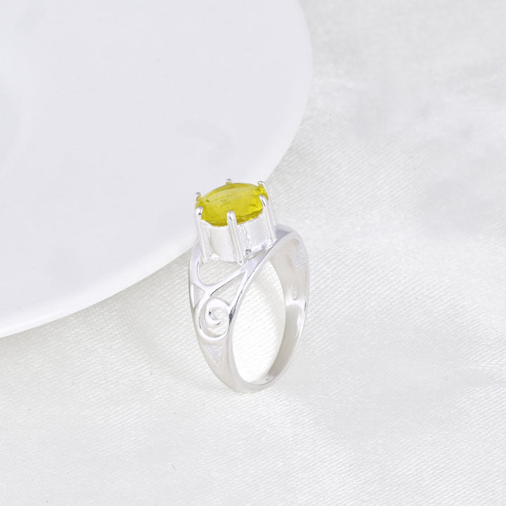 Sparkle Peridot Gems Signet Ring for Women