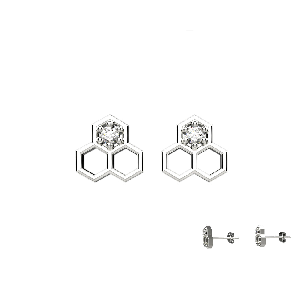 Timeless gold earrings for women – minimalist style