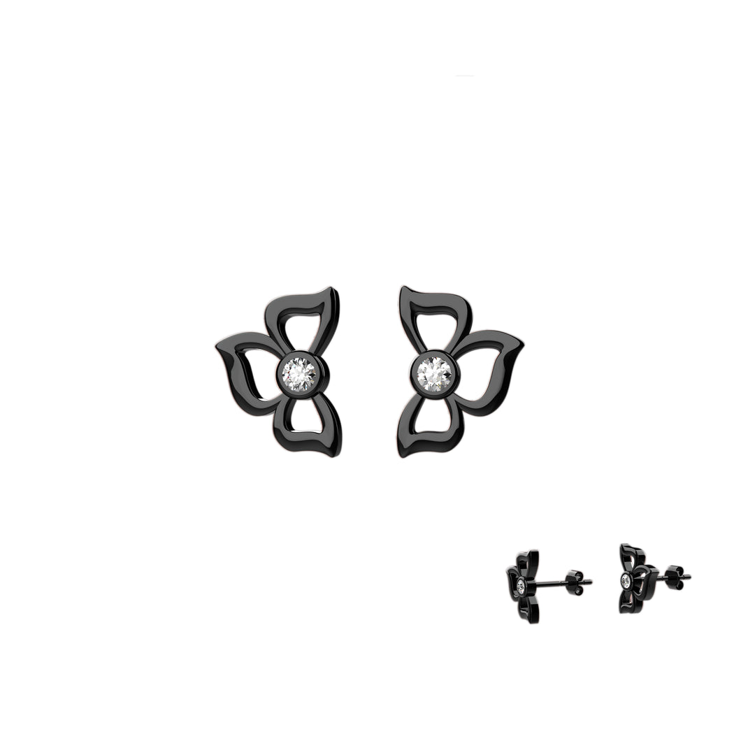 Charming dainty earrings with floral detail