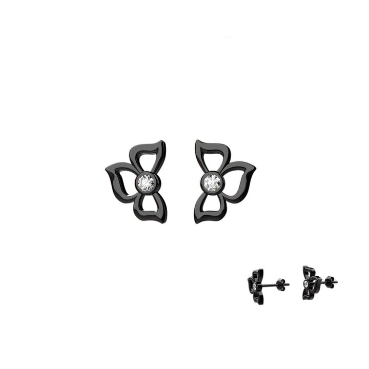 Charming dainty earrings with floral detail