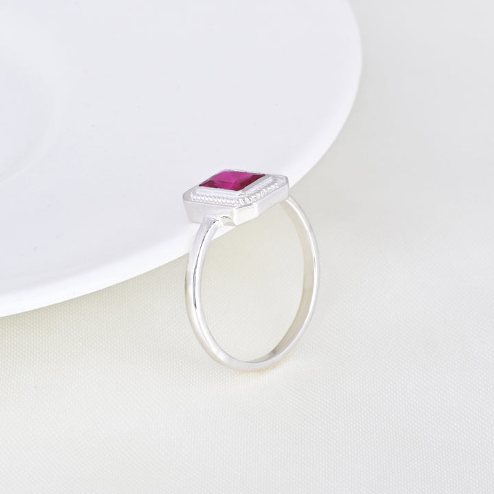 Vintage Ruby Gemstone Women Ring in Sterling Silver