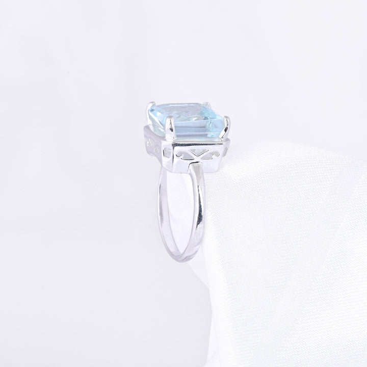 Brilliant Cut Blue Topaz Men's Ring - Sterling Silver