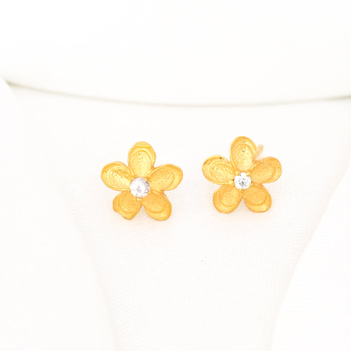 Tiny Diamond Stud Earrings Minimalist Floral Earrings